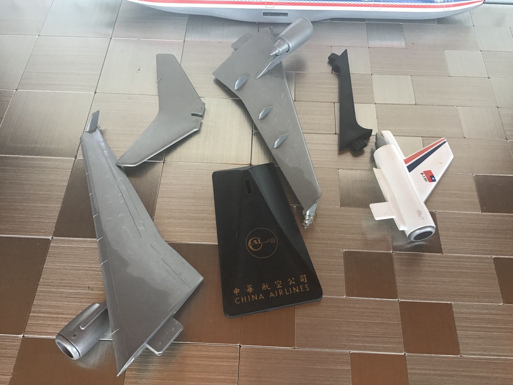 McDonnell Douglas Kit di modellismo & Modellini statici: CHINA AIRLINES  MCDONNELL  DOUGLAS MD-11 – Usato da Männedorf venduto da Spezial-Modelle 1