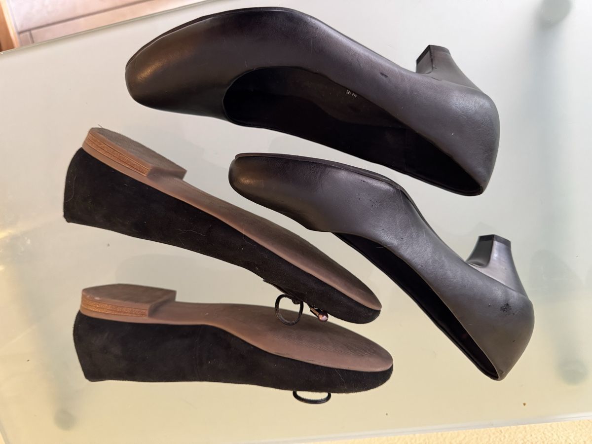 Scarpe da donna: 6 paar Pumps schwarz Gr. 39 – Usato da Thun venduto da Pfausi1966 6