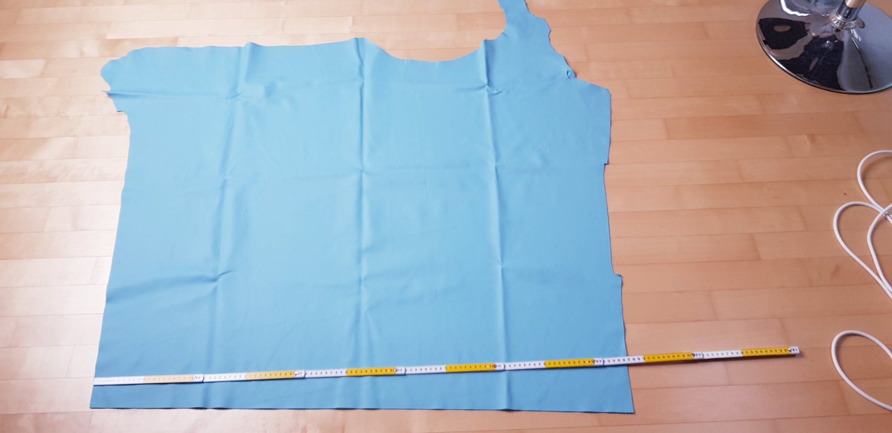 Stoffe: Leder hellblau (echtes Nappa Rindsleder) – Neu und originalverpackt aus Menziken von Zyropa