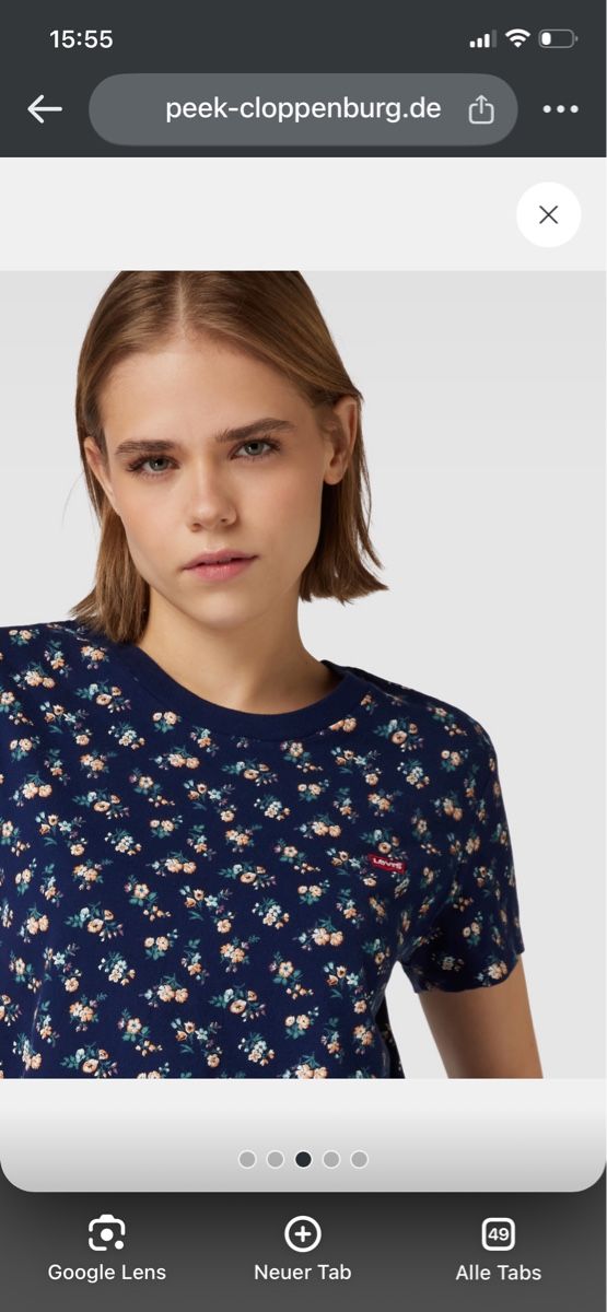 Levi's T-shirts: 2 Levis T-Shirts Blumenmuster Grösse M – D'occasion à Fribourg par Mymikrakra01 8