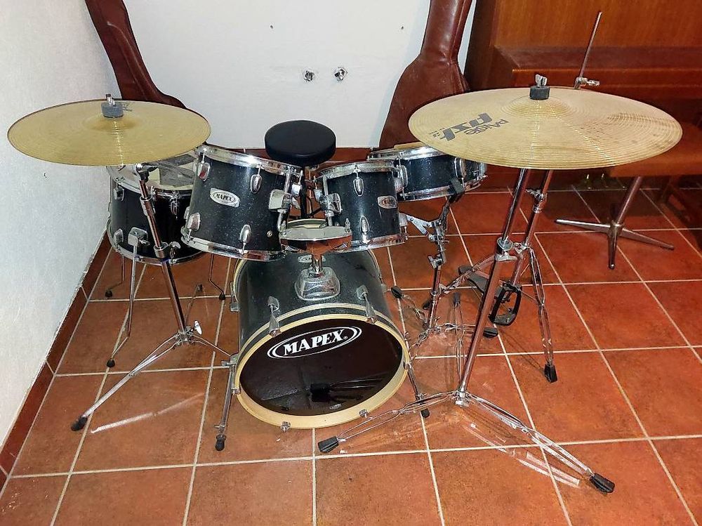 batterie-acoustique-schlagzeug-mapex-ensemble-complet-d-occasion