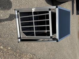 Hunde Auto Transportbox 91x66x70 cm Gebraucht