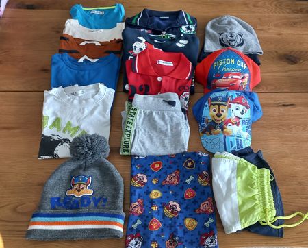 Kleiderpaket (215) Gr. 110/116