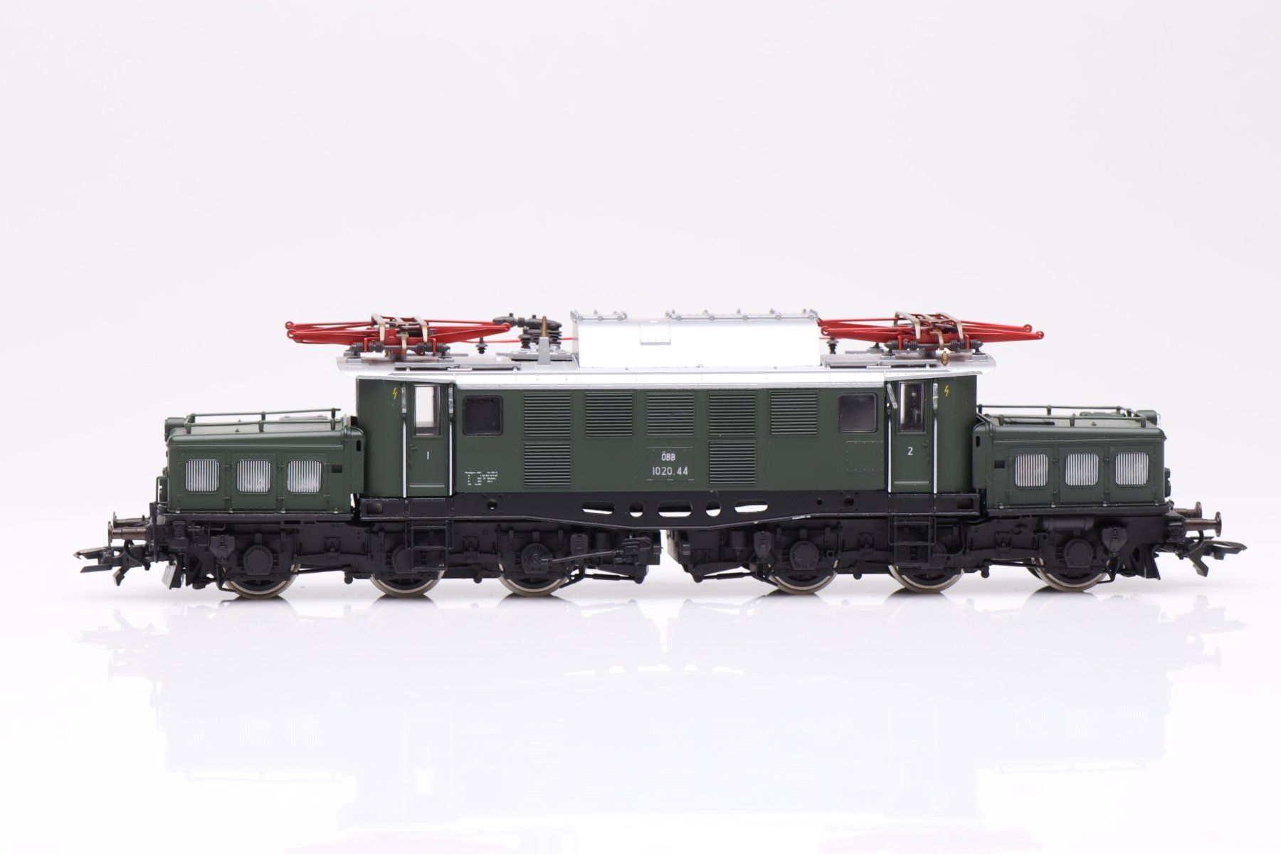 Roco Modellini di ferrovie: Roco ÖBB 1020.44 E-Lok Krokodil, DC, HO – Usato da Ried (Muotathal) venduto da Modellbahn.swiss 2