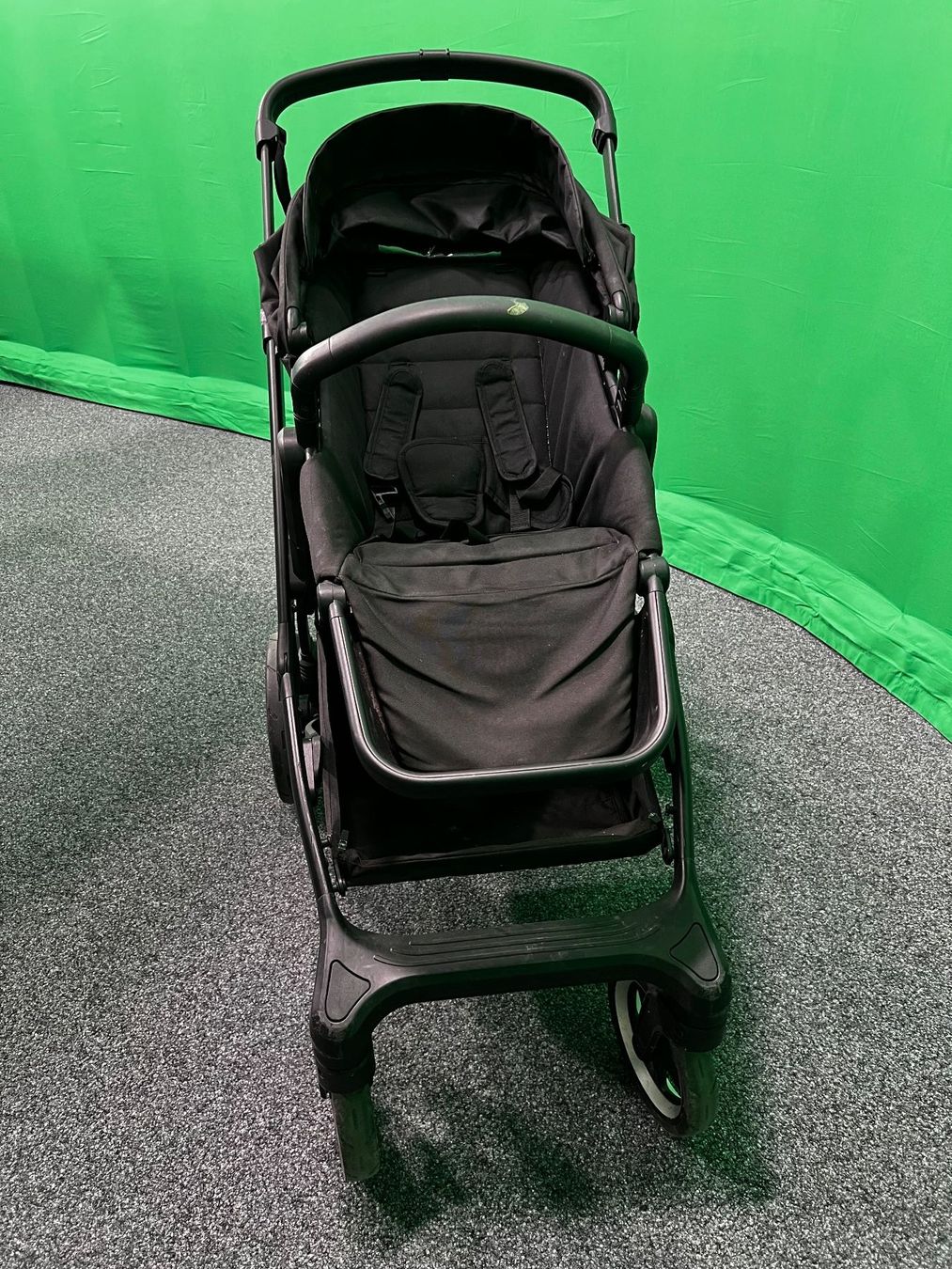 Carrozzine: Thule Kinderwagen – Usato da Baden venduto da DaHuii 1