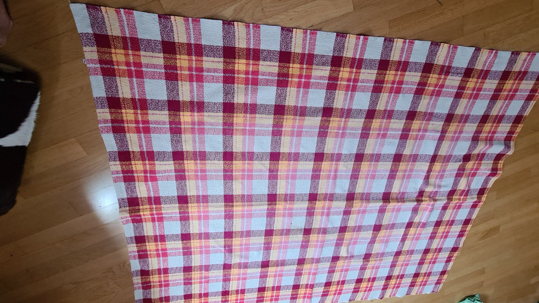 Coperte: Uraltes Tischtuch 100%baumwolle – Usato da Ferden venduto da jemyce