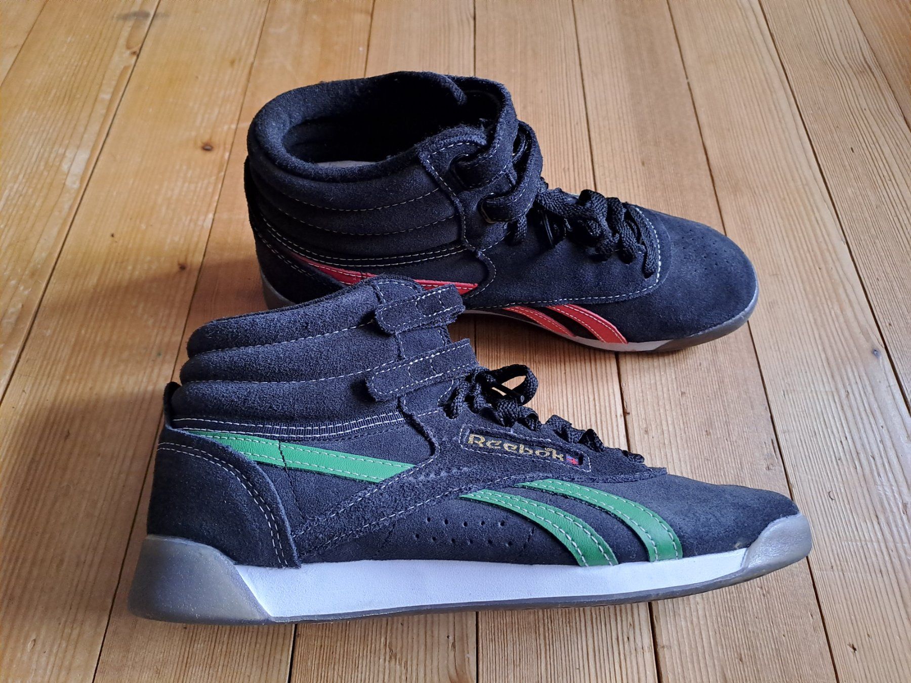 Reebok Scarpe da donna: Reebok Freestyle Hi Gr. 40 – Usato da Engelberg venduto da ollinseaotter 1