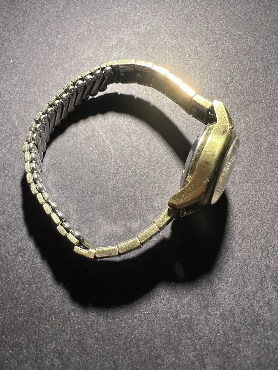 Orologi: Pierce Damenuhr – Usato da Laufen venduto da groove60 2