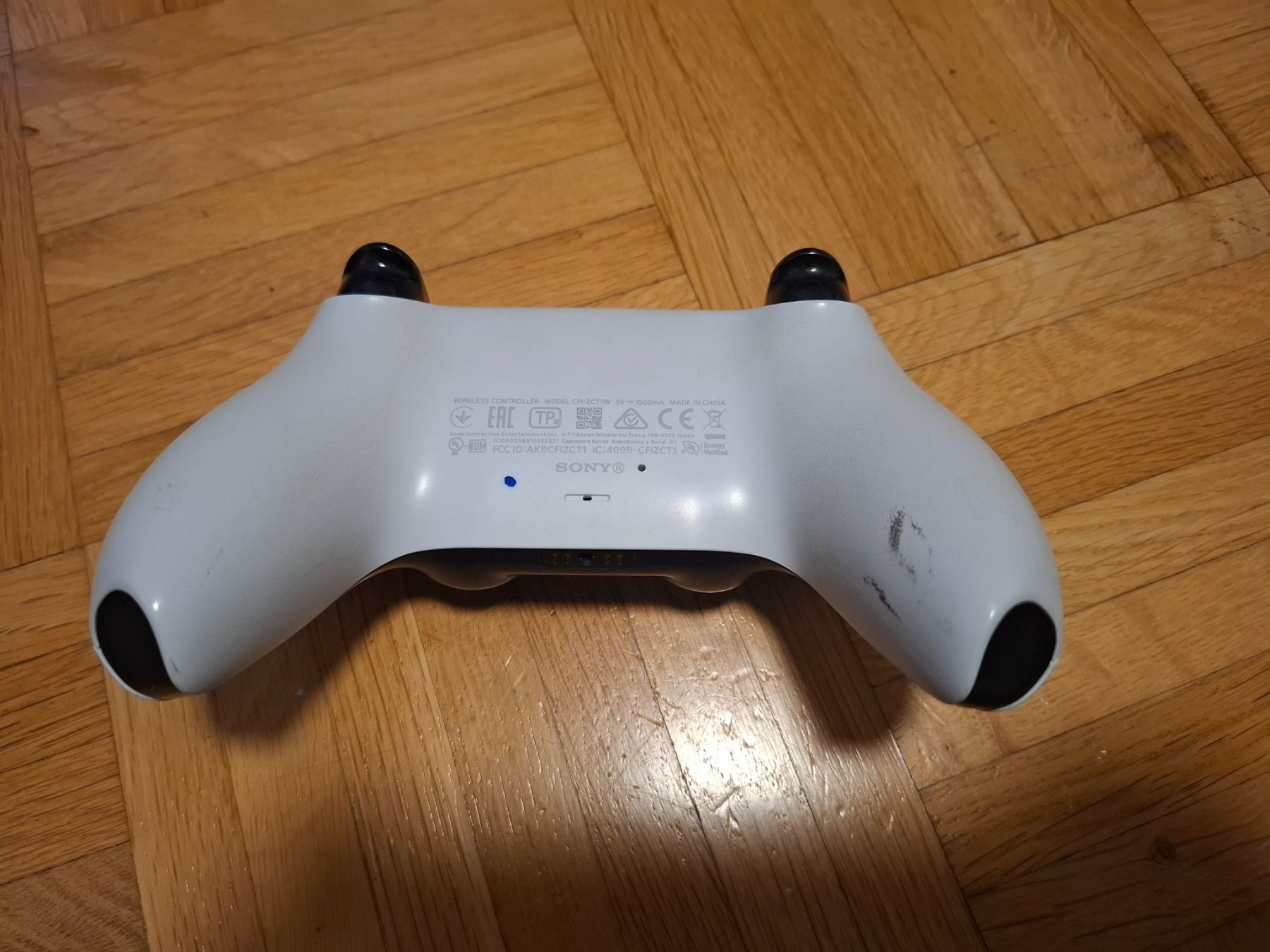 Sony Controller: PS 5 Dualsense Controller weiss Teildefekt – Defekt aus Gipf-Oberfrick von Konsolen_Colin 1