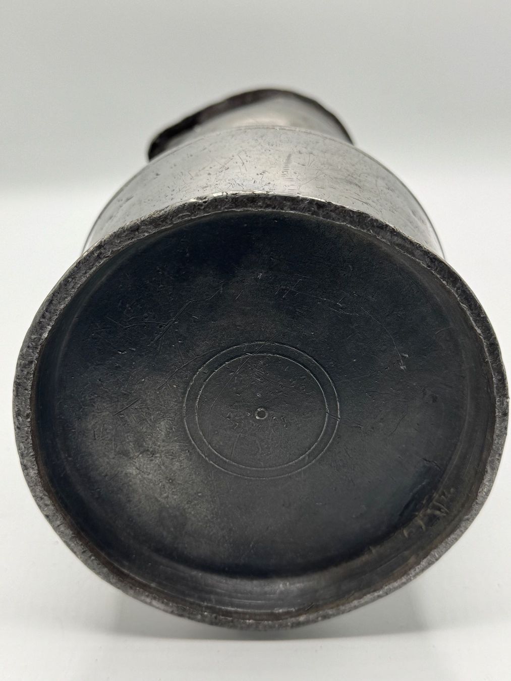 Caraffe: Antiker Zinn, Kelchkanne – Usato da Sachseln venduto da BONATI01 7
