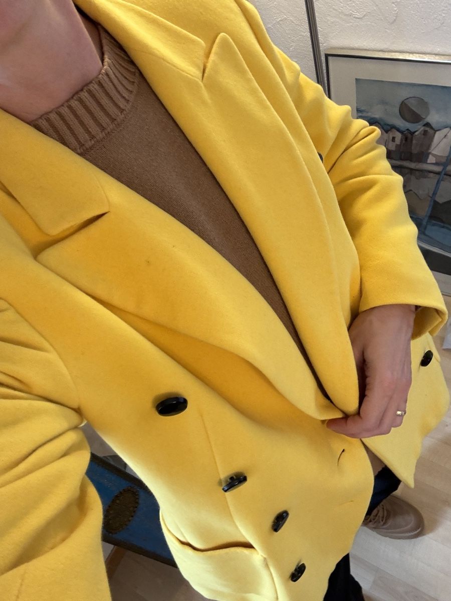 Escada Giacche: Escada Blazer Vintage Wolle – Usato da Obfelden venduto da tan_9lj9 3