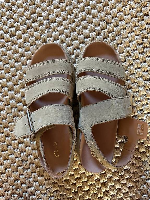 Scarpe da donna: Clarks GR.38 Sandalen beige – Nuovo e nell'imballaggio originale da Flüh venduto da fuchssa1