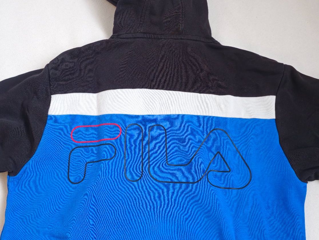 Fila Maglioni & Felpe: Fila Hoodie , Grösse M – Usato da Niederglatt ZH venduto da 04iboT 4