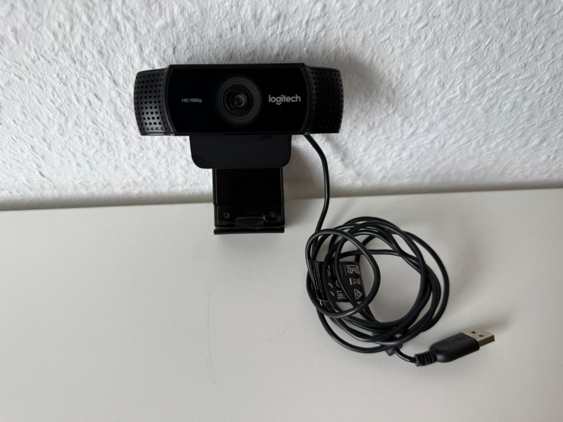 Logitech Webcams: Logitech C922 PRO HD STREAM WEBCAM – Gebraucht aus Winterthur von brittalili