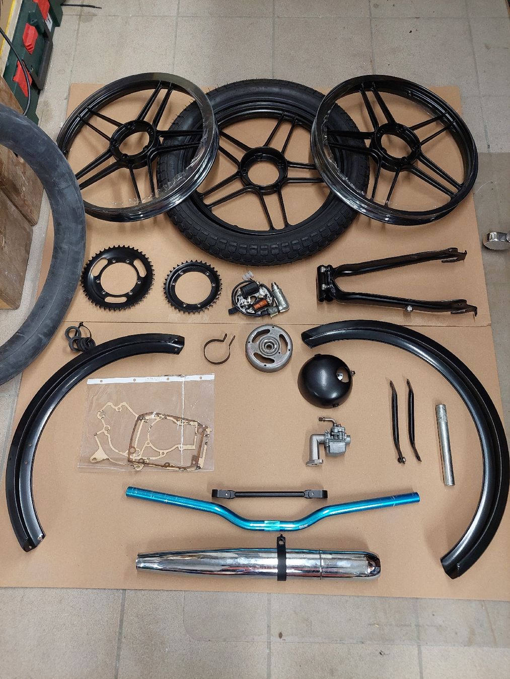Puch Ciclomotori: Töffli Puch und Div.Zubehör! – Usato da Eiken venduto da GisigerBIB 2