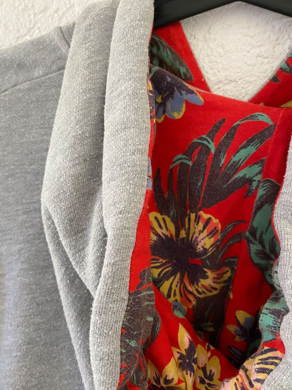Pullover & Sweatshirts: pull Superdry gris gr.S – Gebraucht aus Delémont von Petitlutin 2