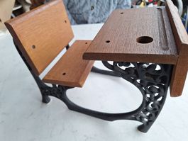 PUPPENSCHULBANK ( GUSSEISEN& HOLZ )