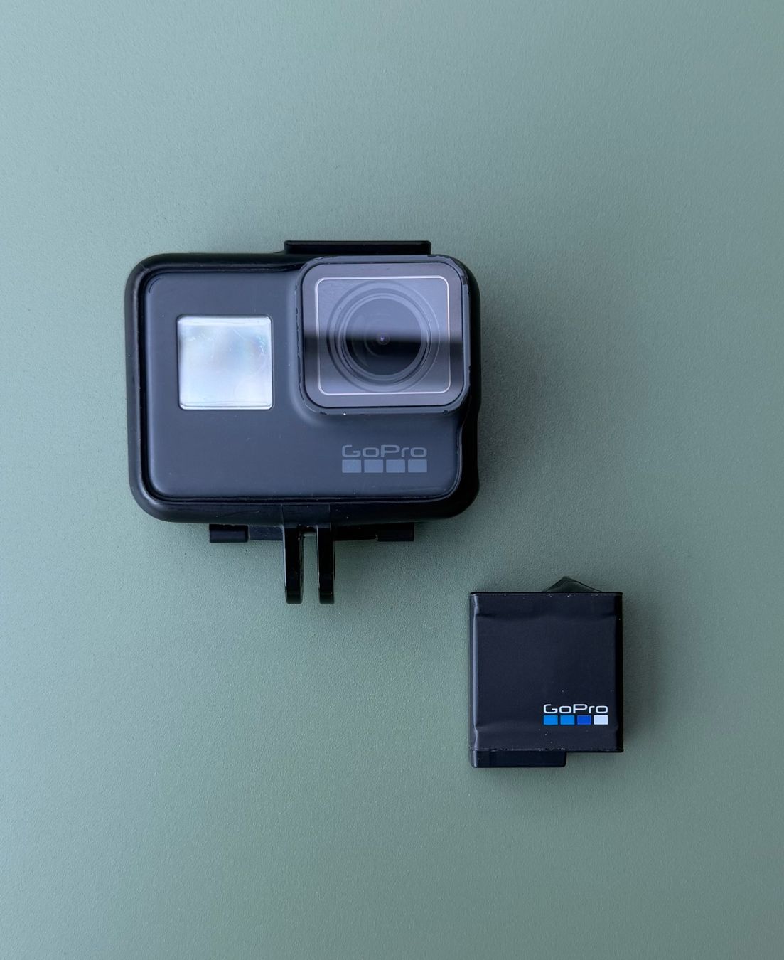 Gopro Action Cam: GoPro Hero 5 Black avec cadre de fixation – D'occasion à Troinex par duboisf8 3