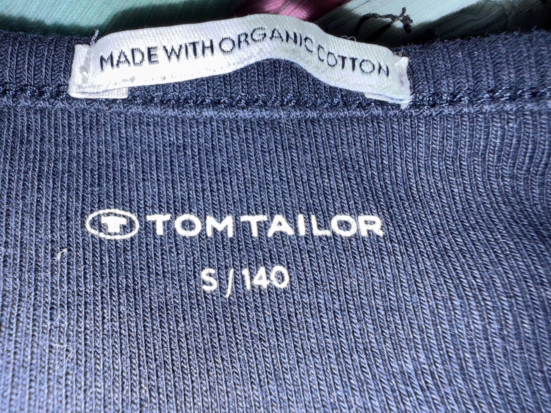 Tom Tailor Camicette, T-shirt & Top: T-Shirt dunkelblau Grösse 122 Tom Tailor – Usato da Hundwil venduto da Sandysan1702 2