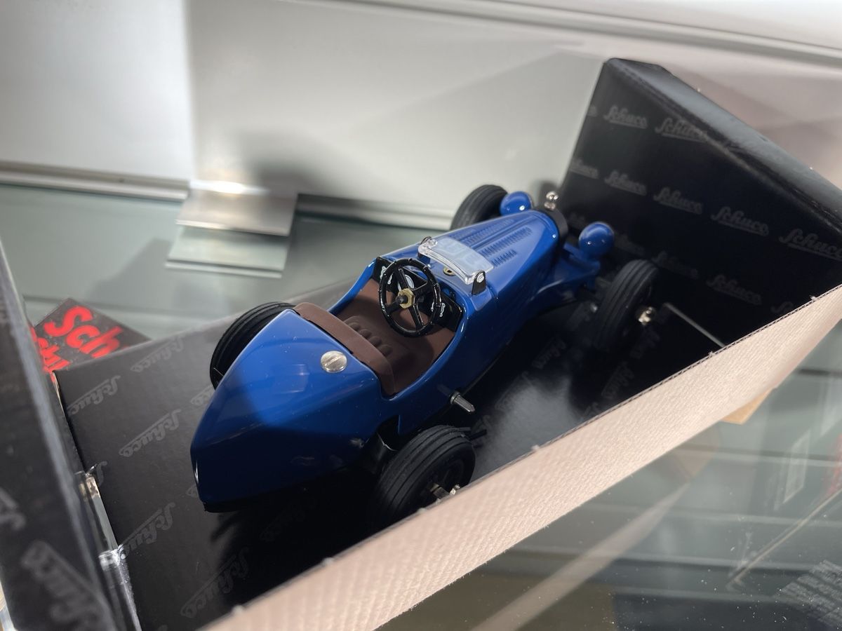 Schuco Modellautos: Schuco Studio IV Bugatti blau, OVP, Nr. 01740 – Neu (gemäss Beschreibung) aus Siebnen von speedy63 7