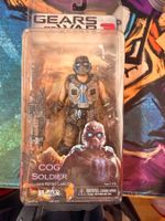 Gears of War 3 NECA Figure COG Soldier Retro Lancer NEW