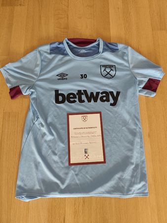 Original West Ham United Training Jersey – Michail Antonio