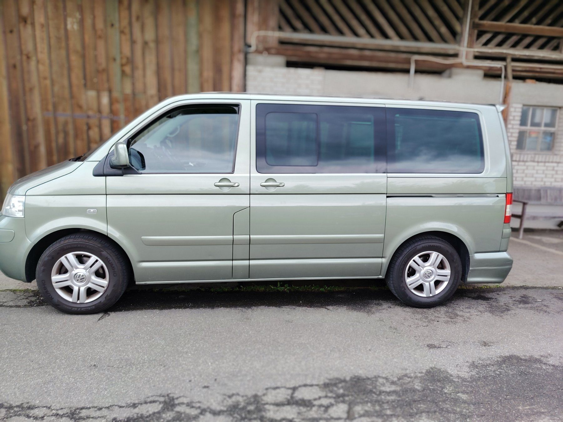 VW Automobili: VW T5 Multivan ab MFK 17.03.2026 – Usato da Brunnen venduto da wigets6440