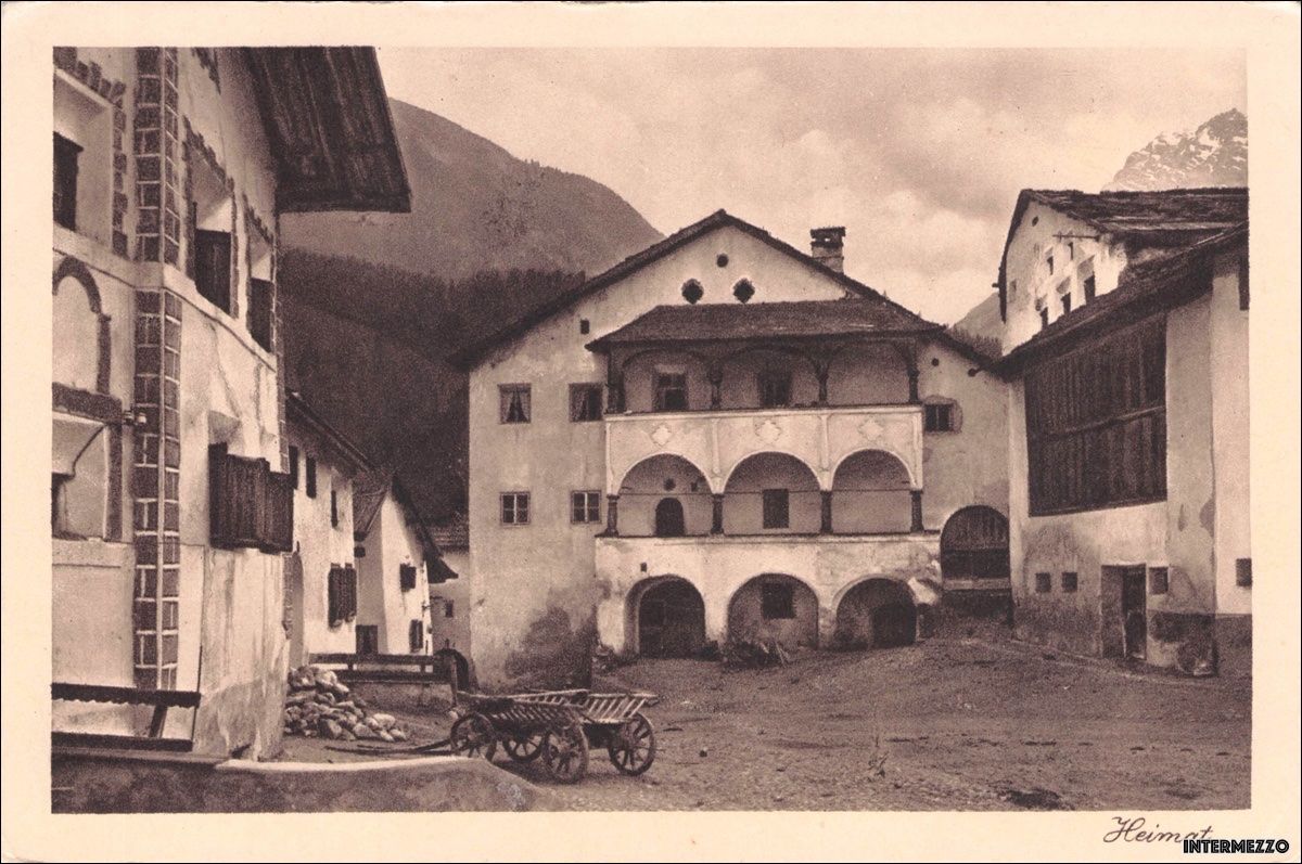 Cartes postales: Scuol Schuls GR // Dorf ca. 1910 – D'occasion à Basel par intermezzo12