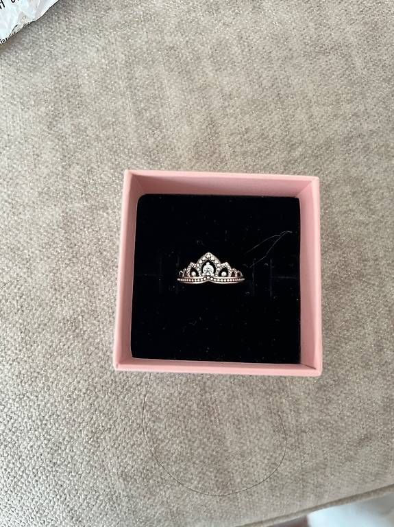 Anelli: Anello Pandora Disney  – Usato da Ascona venduto da ton_7h6d 1