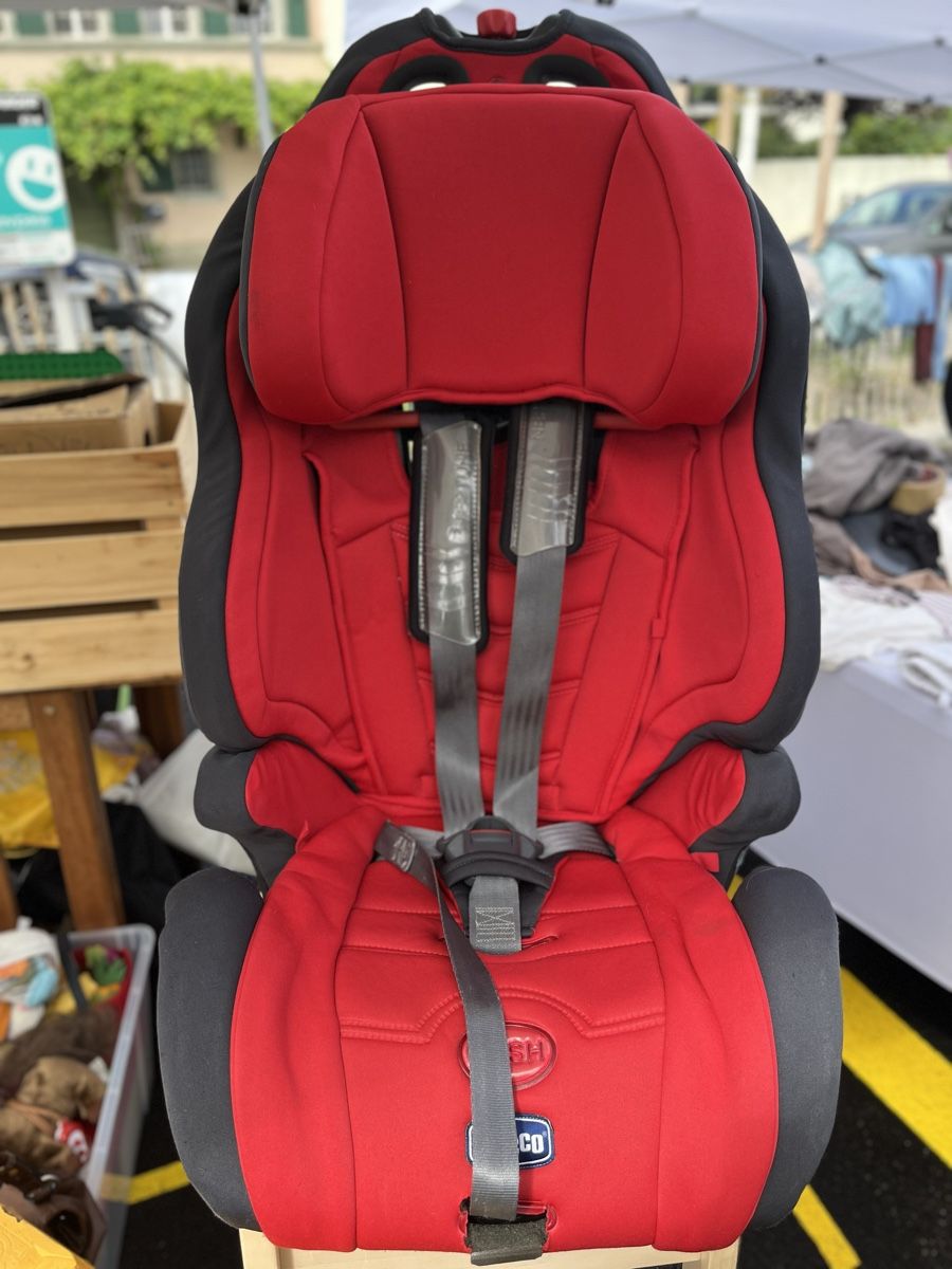 Chicco Seggiolini per auto: Siège auto Neptune – Usato da Pully venduto da Guylene_11