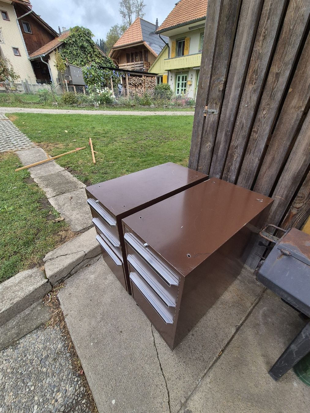 Bigla Schränke: 2 Stück Bigla Korpus  – Gebraucht aus Signau von Revo3.3 3