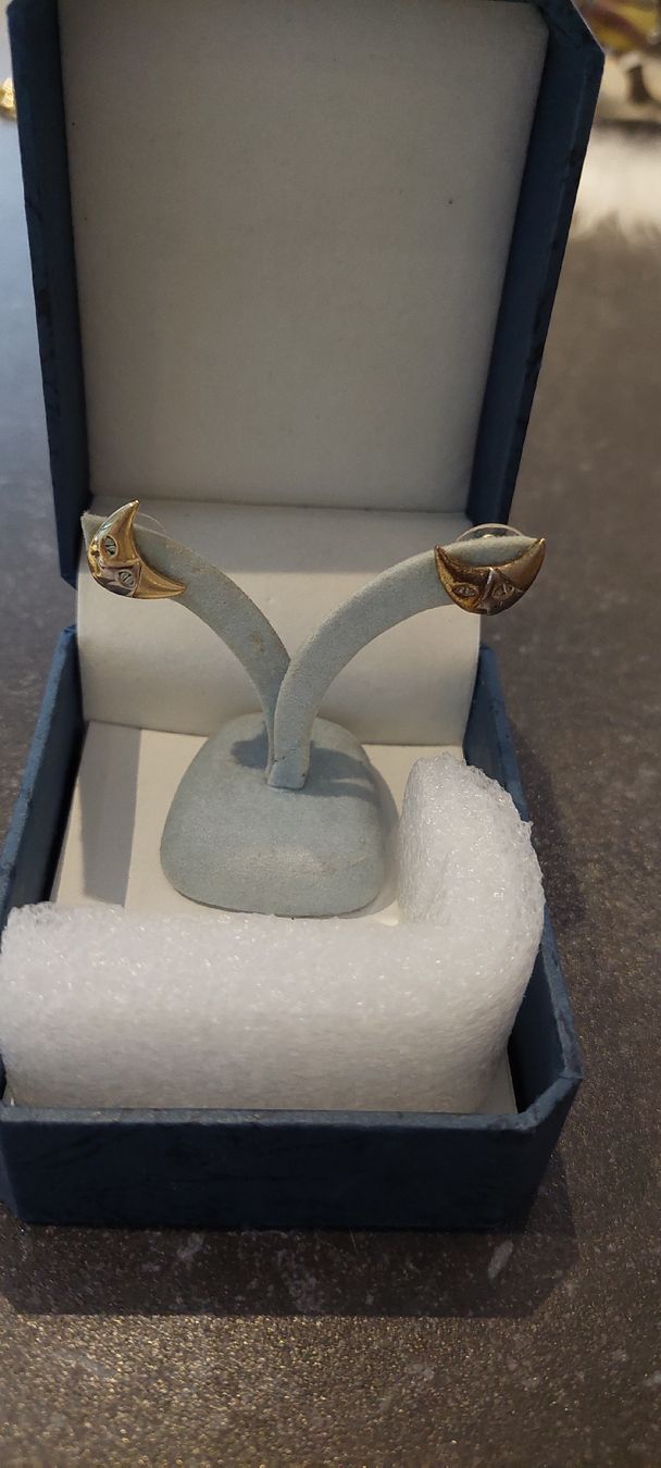 Ohrringe & -stecker: Ohrstecker Modeschmuck – Gebraucht aus Muri AG von nindo1