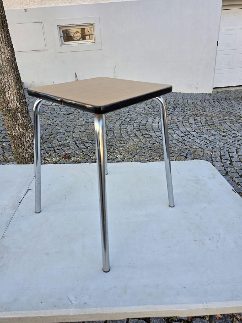 Sgabelli: hocker Metallgestell gebrauchter Zustand – Usato da Mettlen venduto da elios0888 5