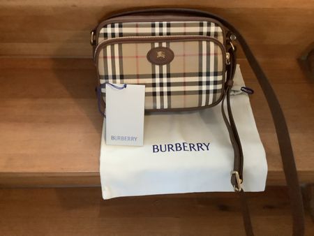 Burberry Umhängetasche Neuwertig