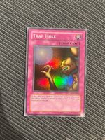 Yugioh Trap Hole Super Rare LOB 2002