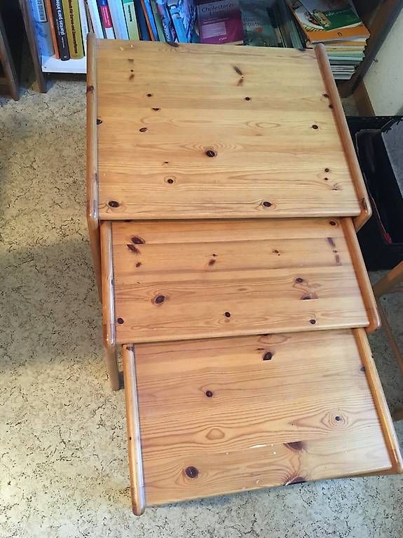 Tische: 3-er Set Couch/Beistell-Tischchen aus Holz – Gebraucht aus Zürich von BuenosAires03 2
