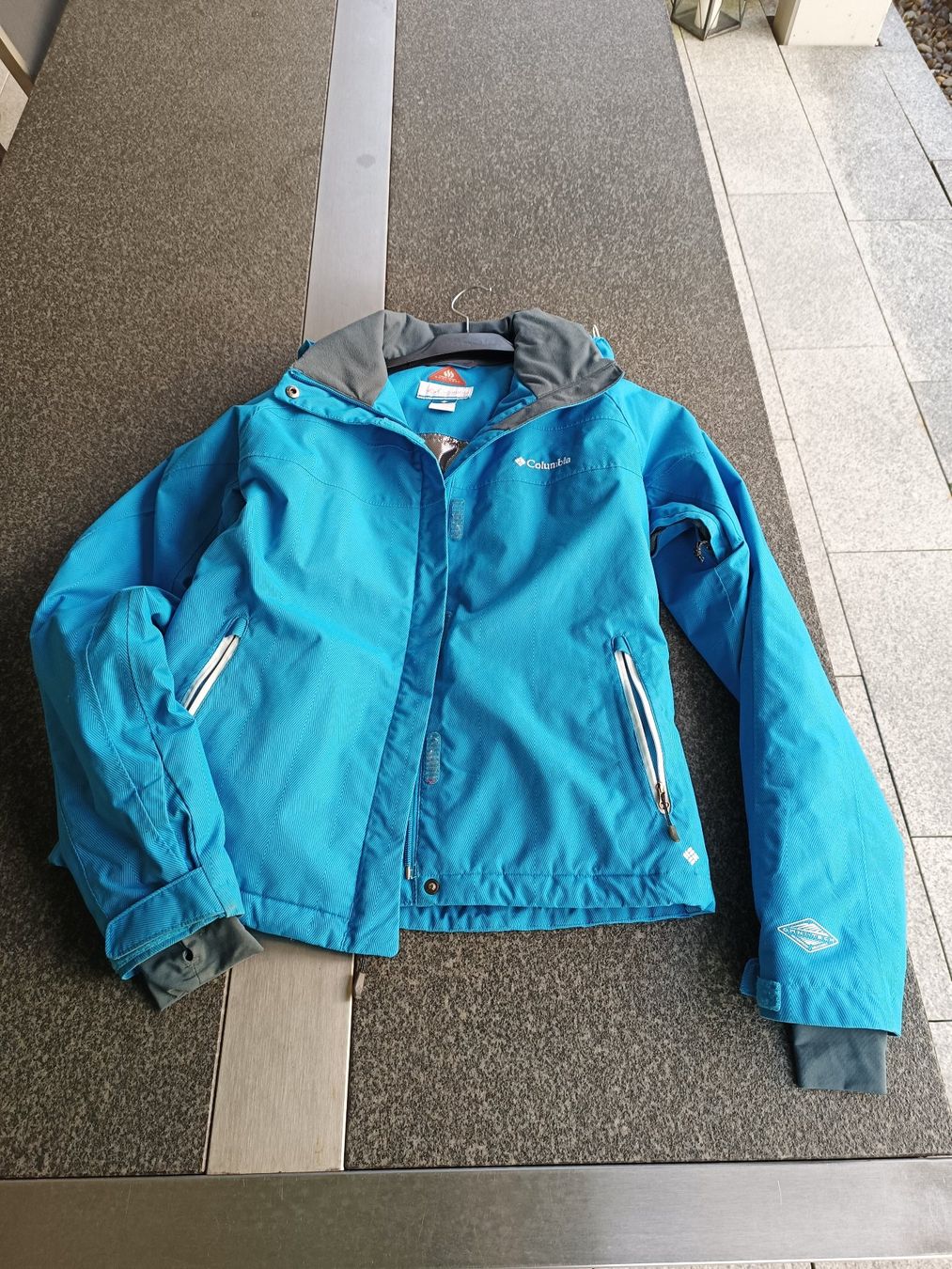 Jacken: Columbia Winterjacke Damen Gr. L – Gebraucht aus Bremgarten AG von Davidiusi