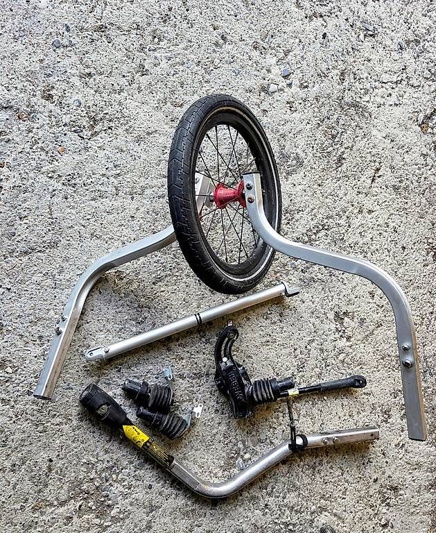Rimorchi: Thule Chariot tx2 – Usato da Tschiertschen venduto da tschen 4