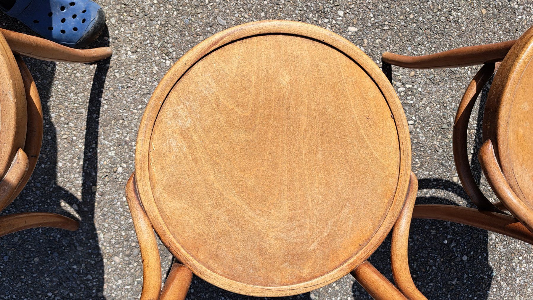 Chaises: Drei Beizenstühle, ähnlich Thonet – D'occasion à Langenthal par T.L. 5