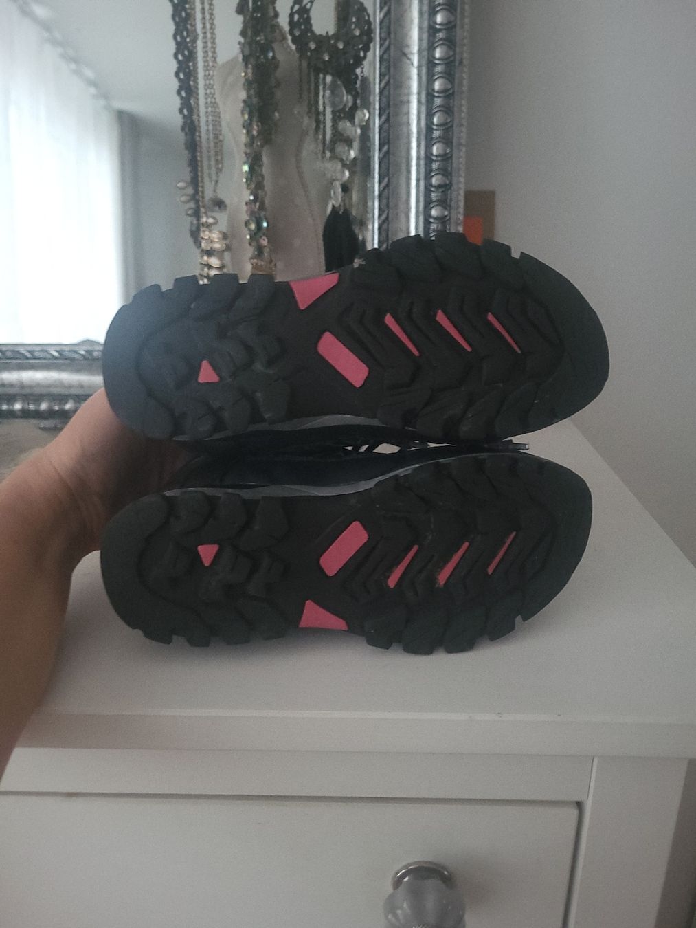 Everest Schuhe für Mädchen: Wanderschuhe Everest Gr.34 – Gebraucht aus Oberaach von Svea11 2