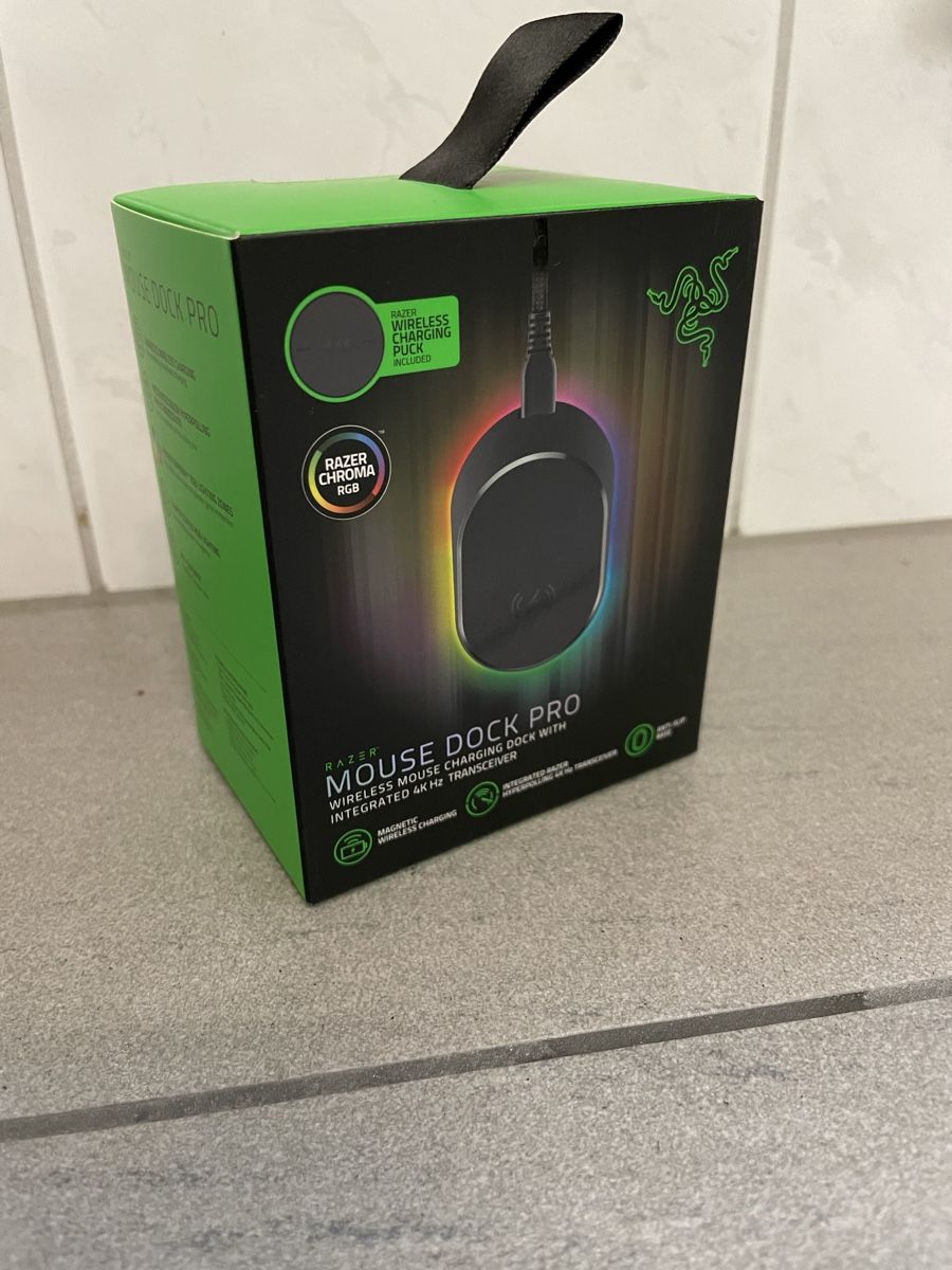 Razer Docking station: Razer Mouse Dock Pro – Usato da Roggwil TG venduto da Raivoo