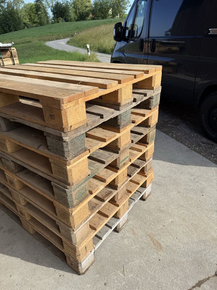 Pallets: Paletten 100cm x120cm  – Usato da Märstetten venduto da Lehnik 1