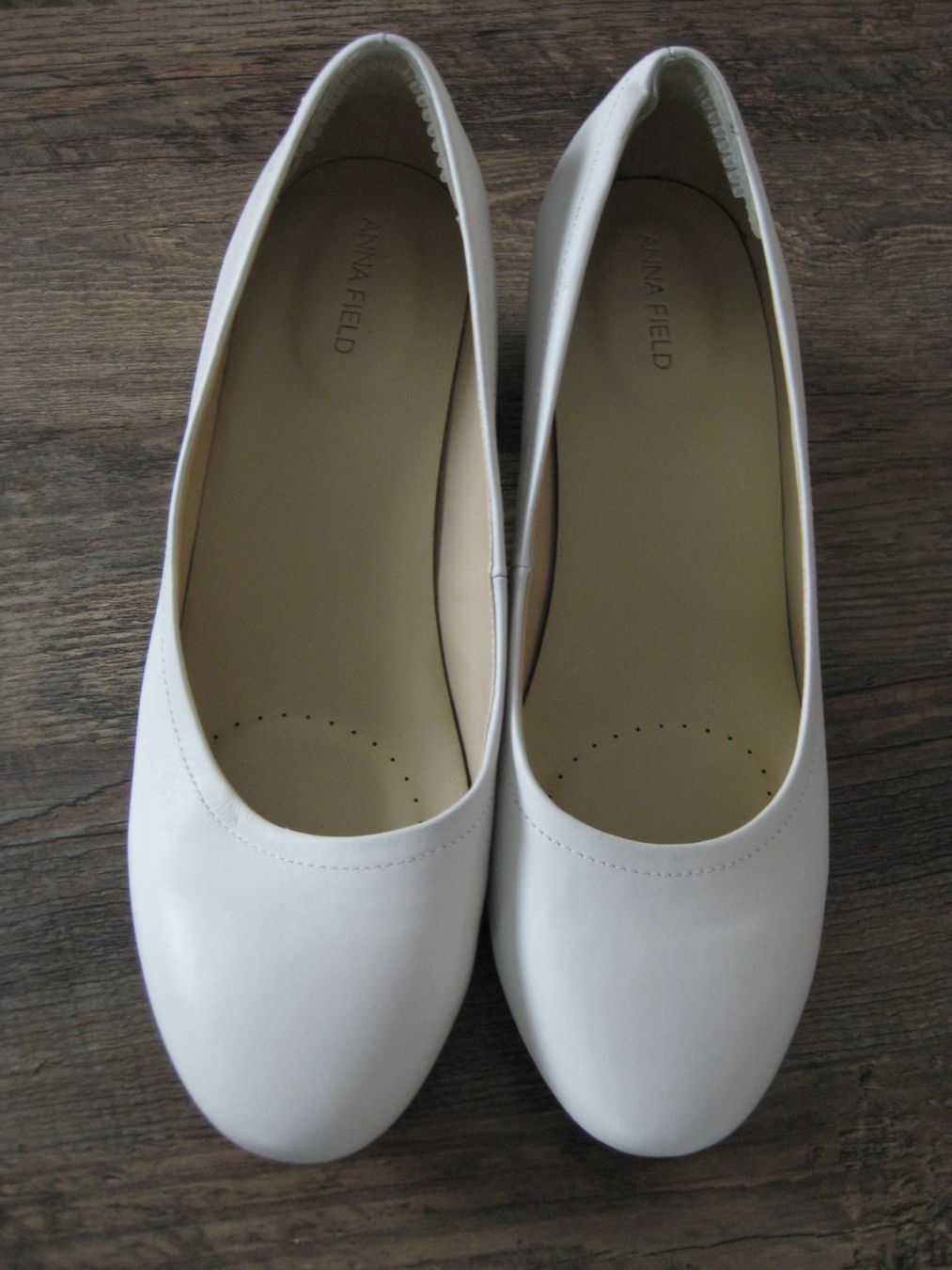 Anna Field Scarpe da donna: Anna Field LEATHER - Pumps - white Brautschuh Gr.41 – Usato da Steinmaur venduto da Daka36 1