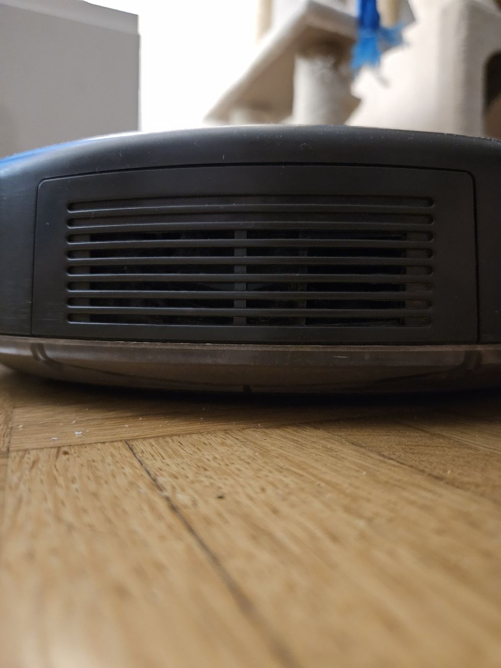 Irobot Staubsauger & Zubehör: iRobot Roomba Staubsaugerroboter –  Haushaltshelfer – Gebraucht aus Muttenz von jac_d6nv 2