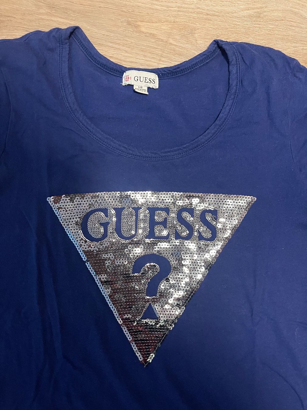 Guess T-shirts: Guess Tshirt – D'occasion à Winterthur par Milan340 1