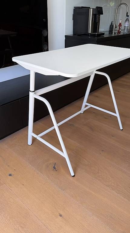 Schreibtische: Ikea Schreibtisch Höhenverstellbar – Gebraucht aus Thal von eli_6w77 1