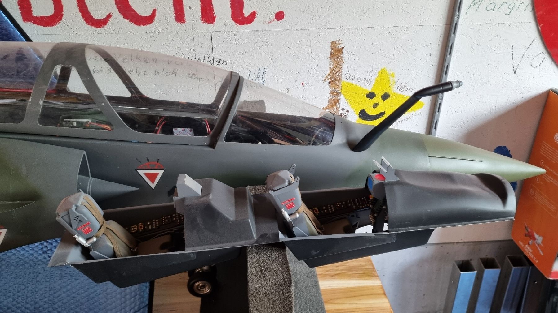 RC Kits de montage: Mirage von Feibao – D'occasion à Balsthal par preis.wert 4
