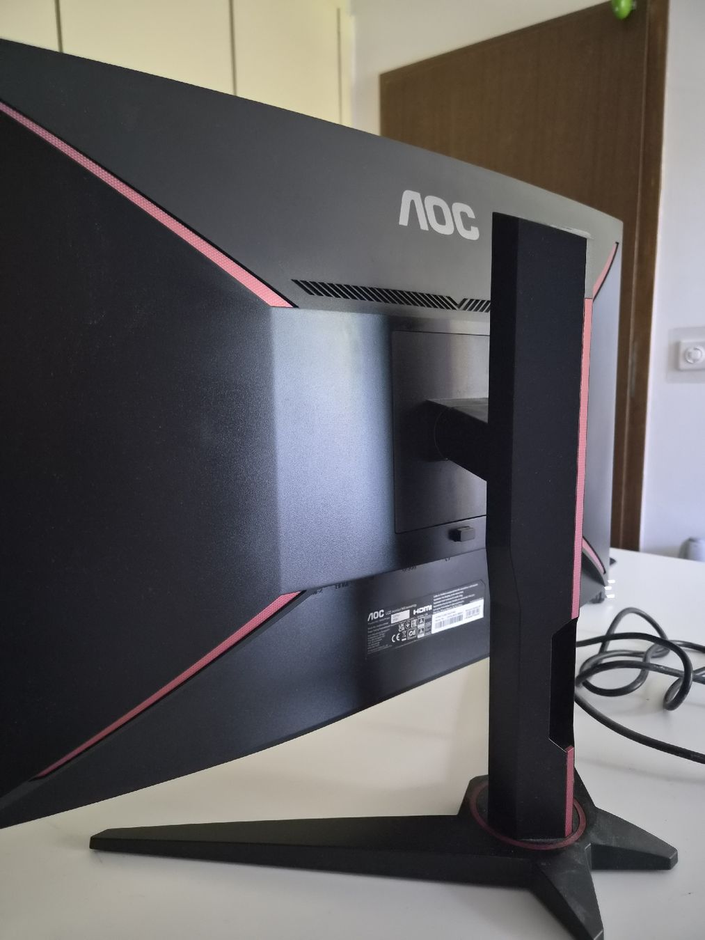 AOC Monitore: Ecran AOC C27G1 – Gebraucht aus Bernex von ben_wdx7 1