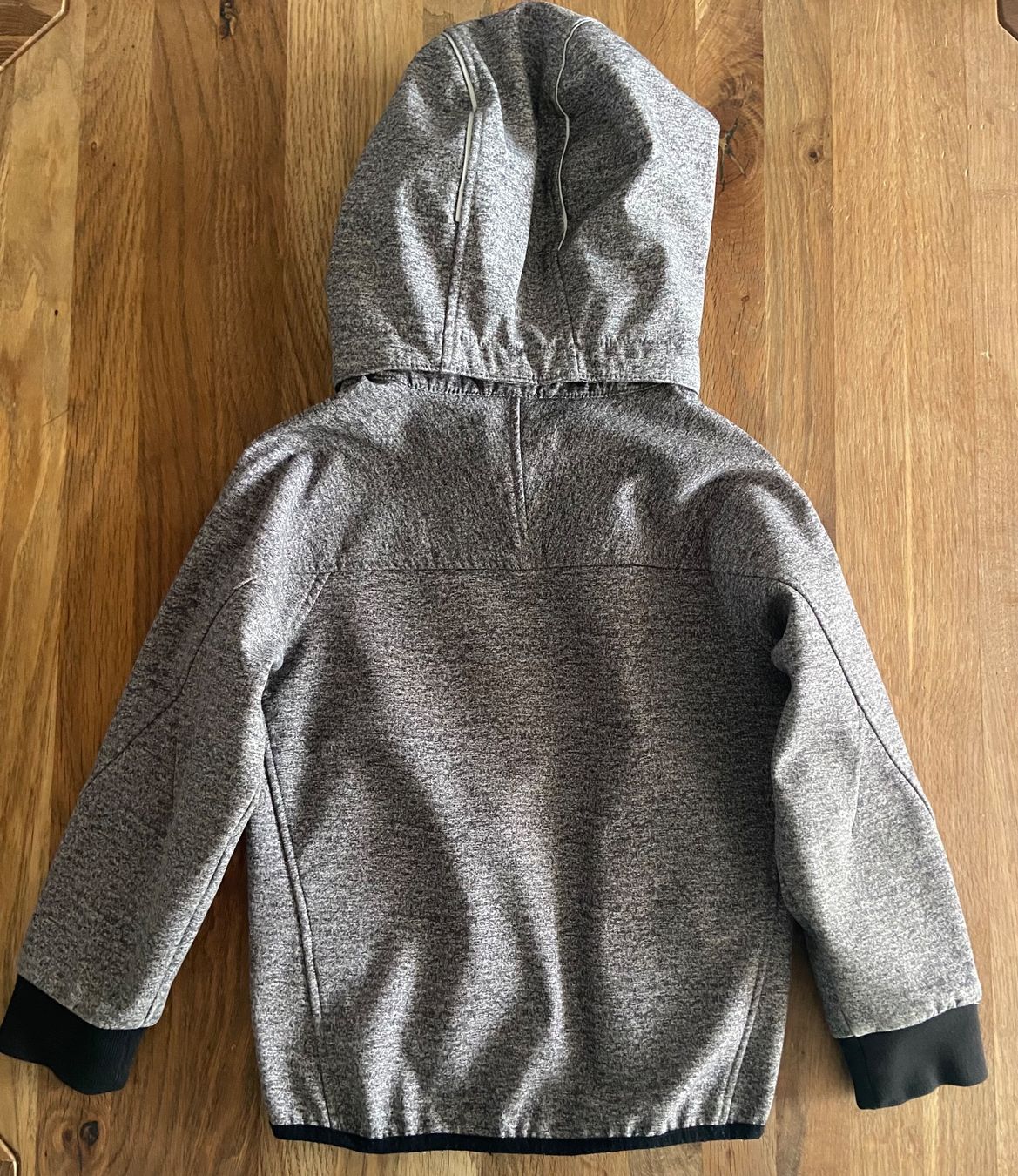 H&M Giacche & Cappotti: Softshell-Jacke von H&M, grau-melange, 116cm – Usato da Bassersdorf venduto da och_928l 3