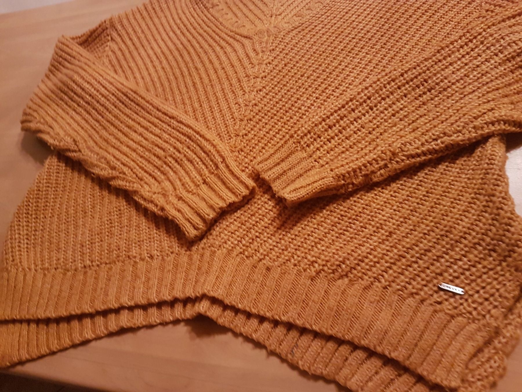 Maglioni & Felpe: Pull col en V taille S marque Creeks – Usato da Villiers venduto da san_jn5w 4